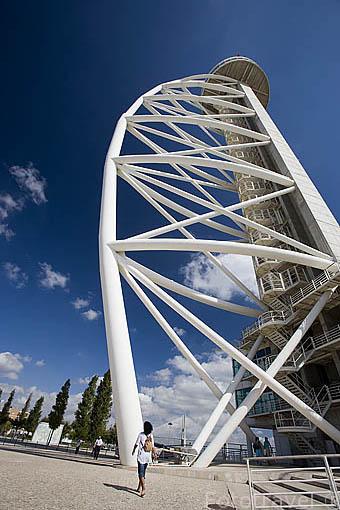 Dibujar Motear móvil Torre y el Parque de las Naciones. | FototravelFototravel
